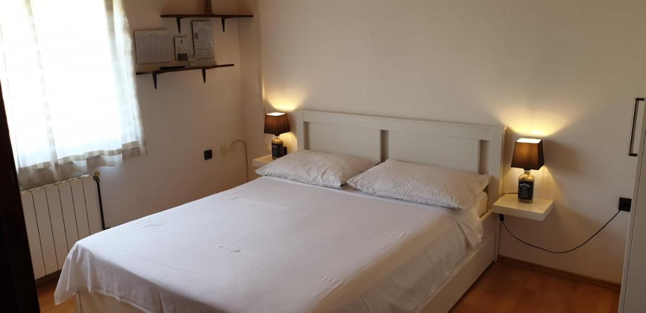 Apartments And Rooms Ivana Krk Town Exterior foto