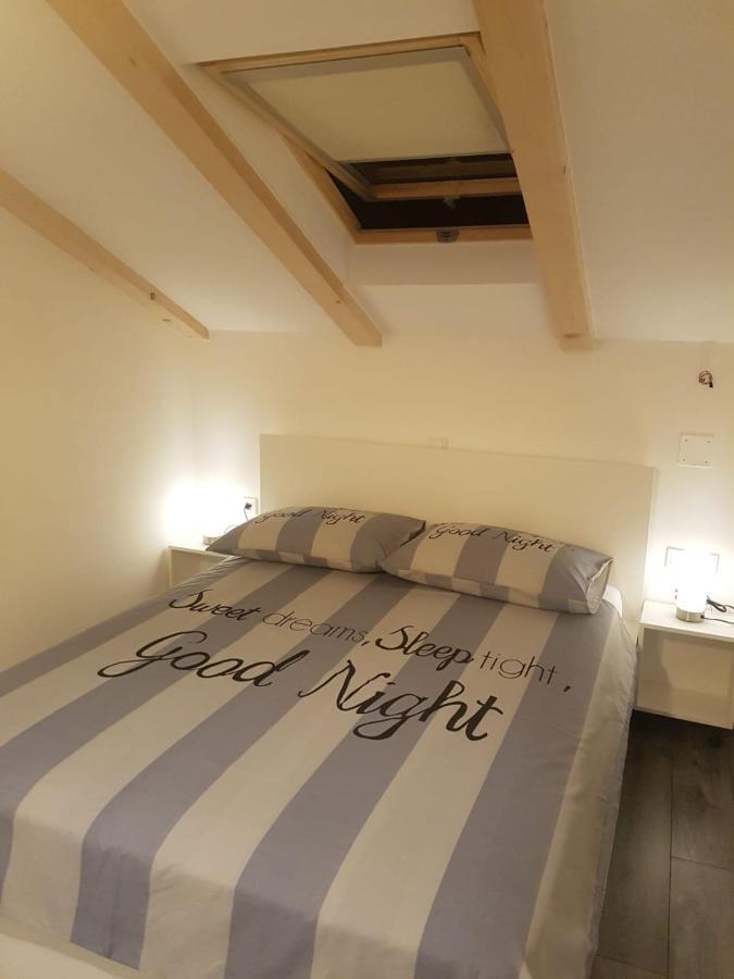Apartments And Rooms Ivana Krk Town Exterior foto
